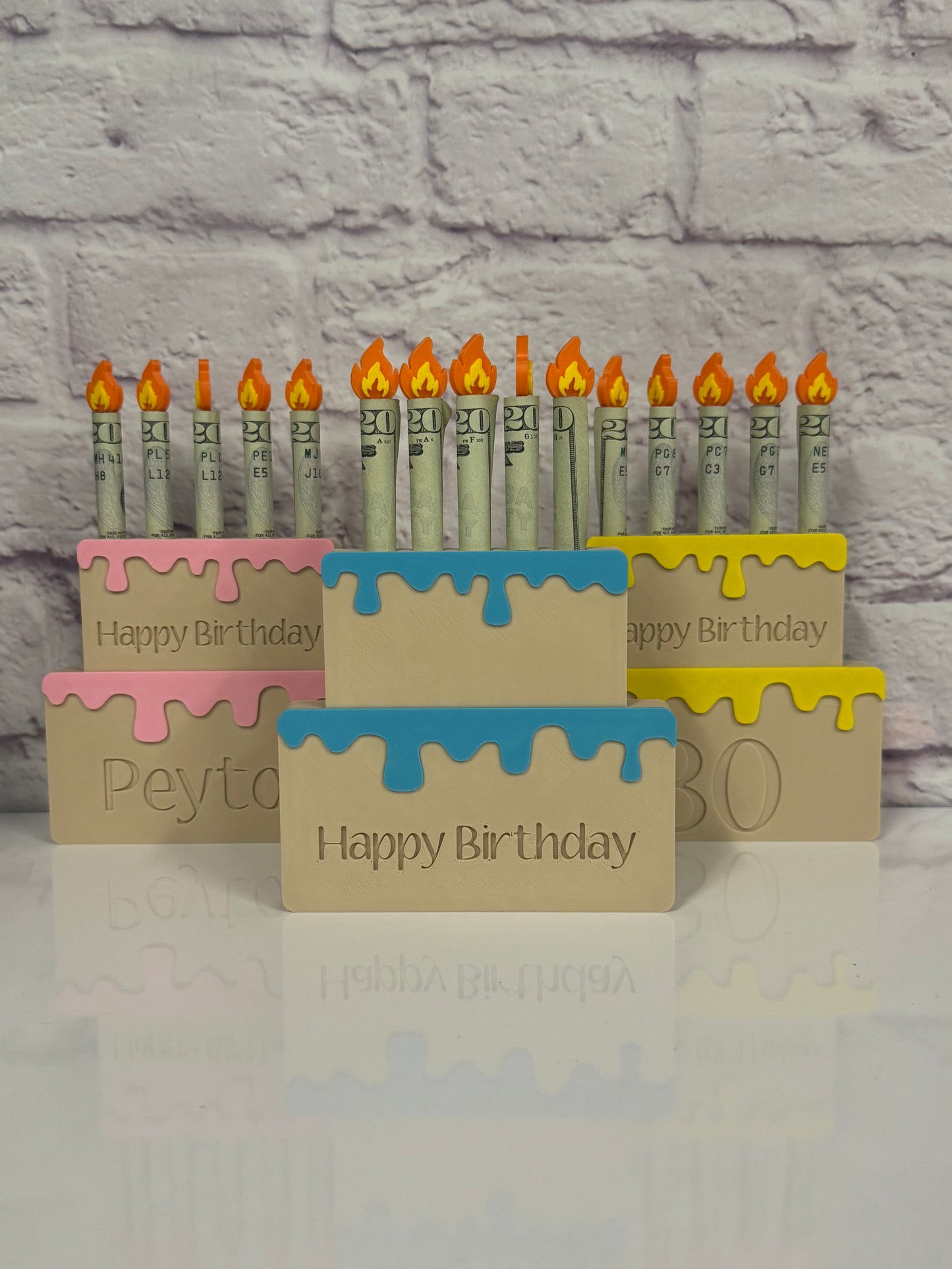 Cash Cakes (3D)