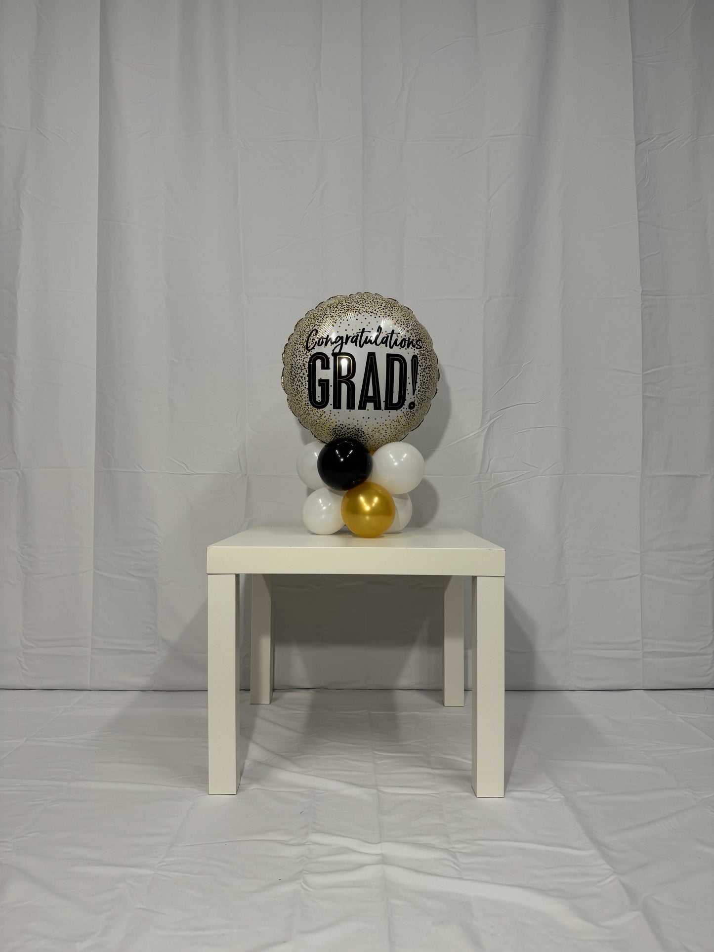 Grad Table Cluster