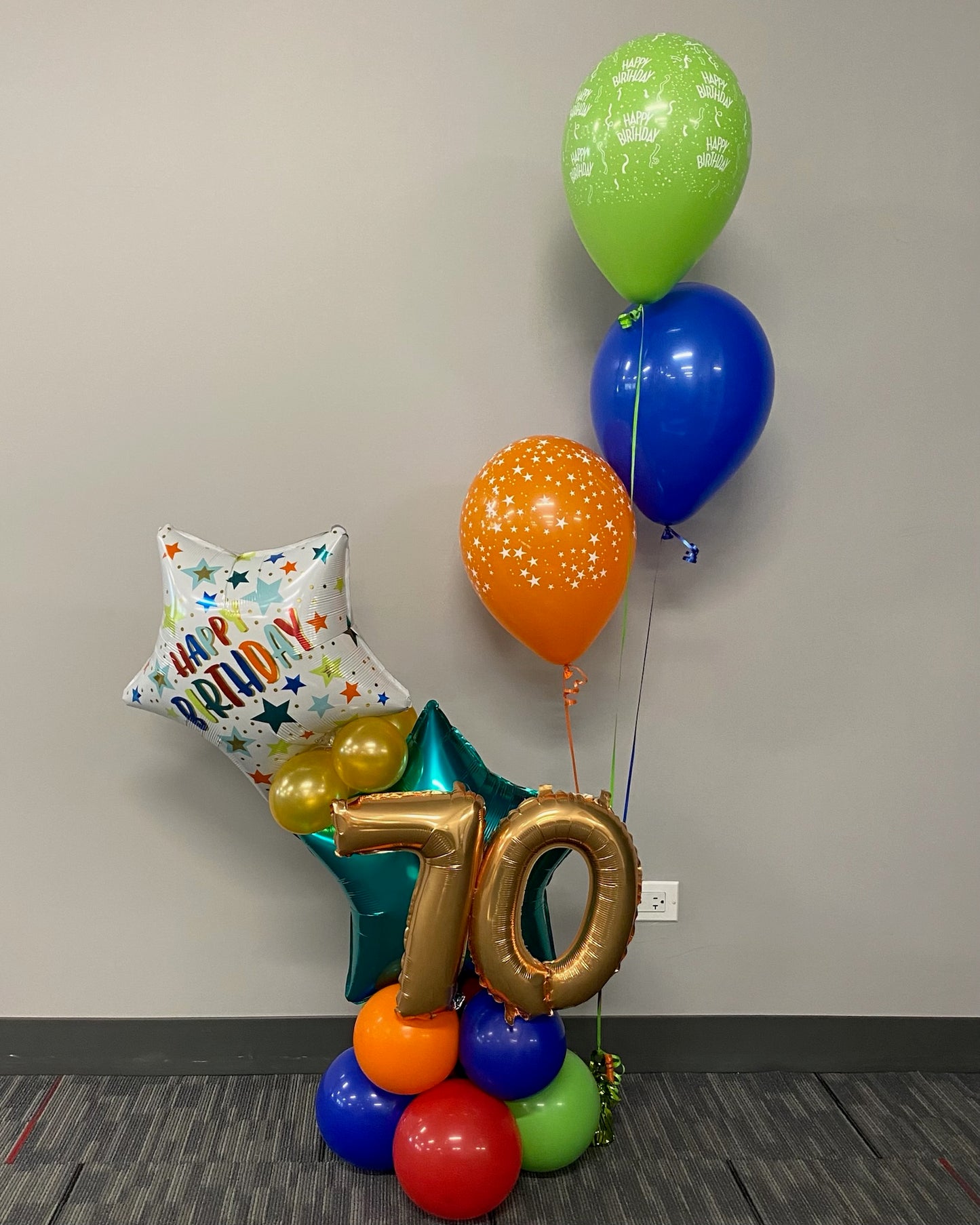 Deluxe Table Cluster