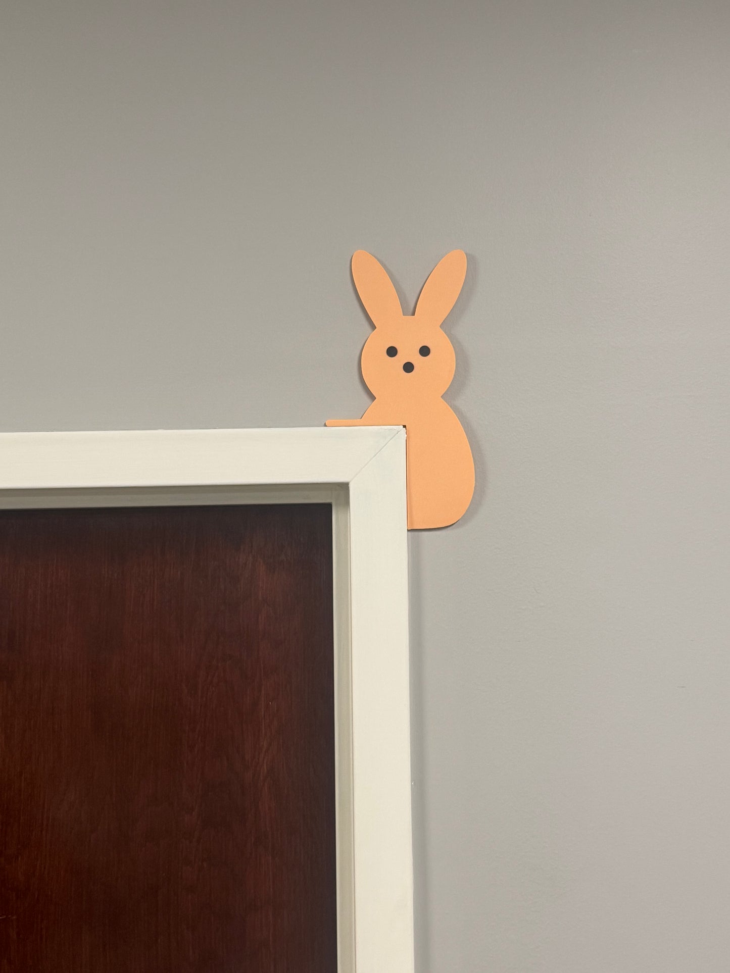 Peep Door Corner