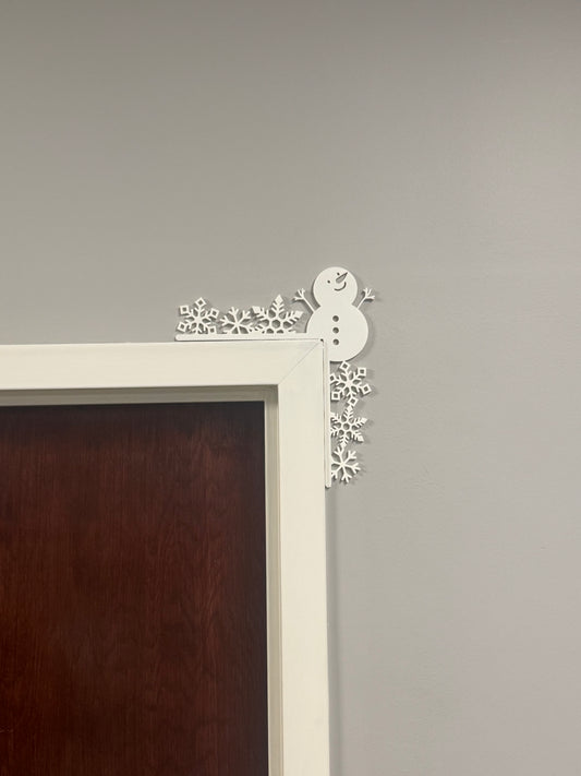 Snowman Door Corner