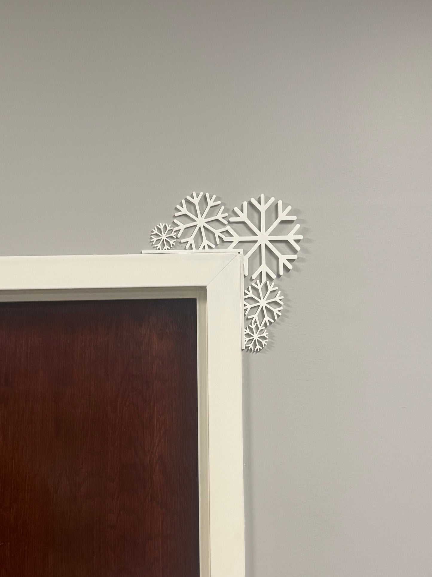 Snowflake Door Corner