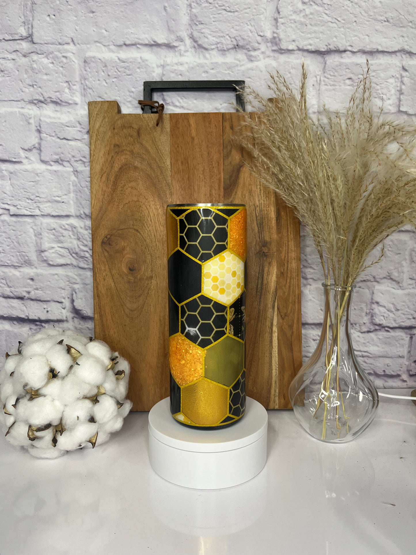 RTS 20oz 🐝 Honey Comb Tumbler